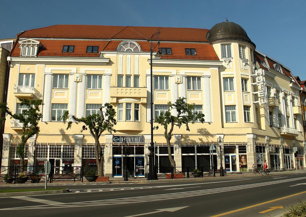 Hotel Central Nagykanizsa Exterior foto