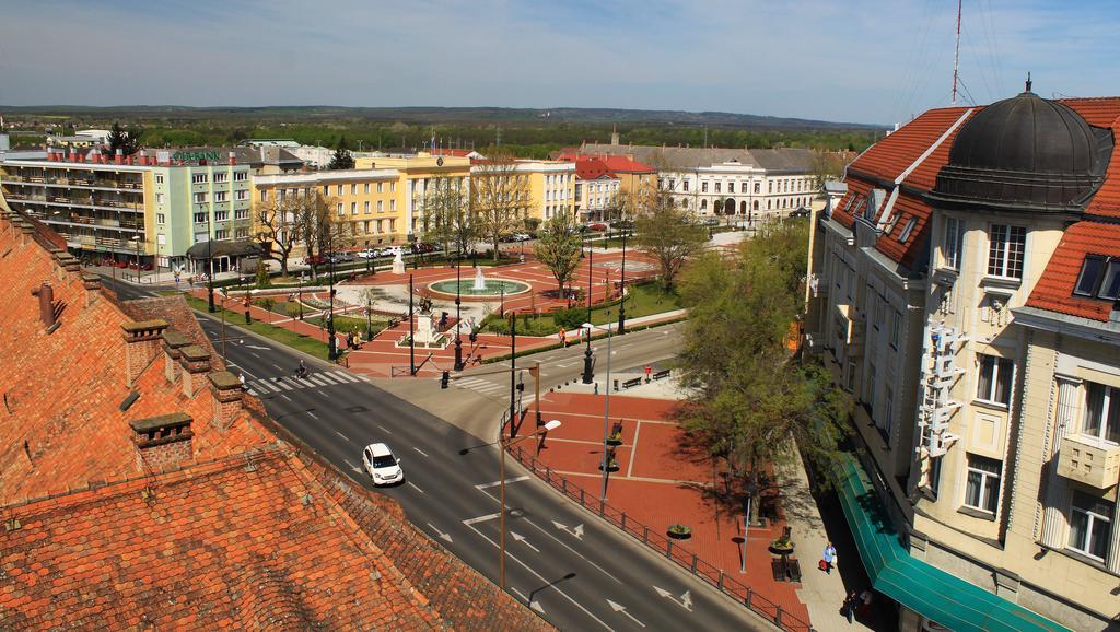 Hotel Central Nagykanizsa Exterior foto